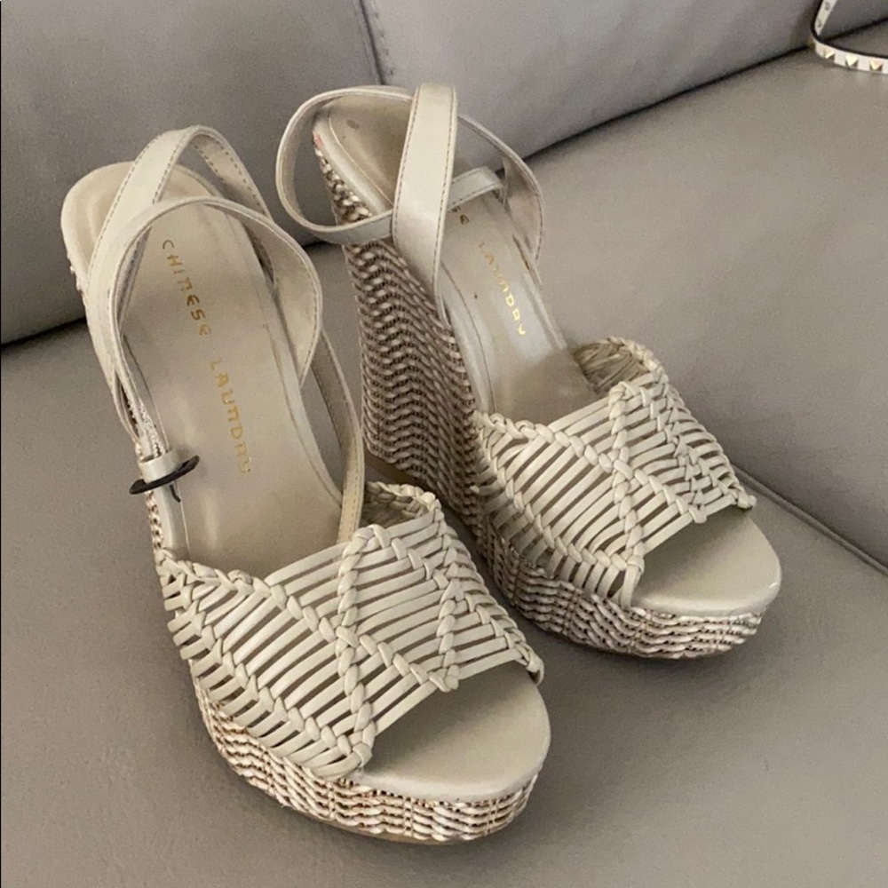Chinese Laundry beige wedges